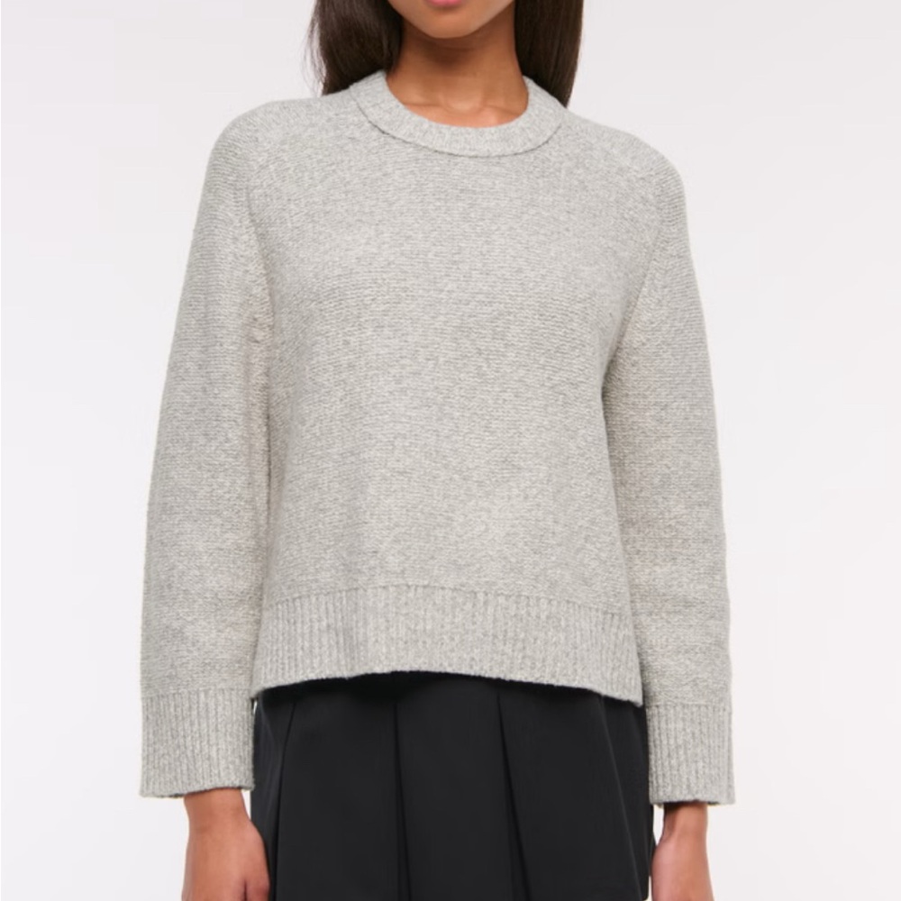 Abercrombie & Fitch Heather Gray Women's Sweater